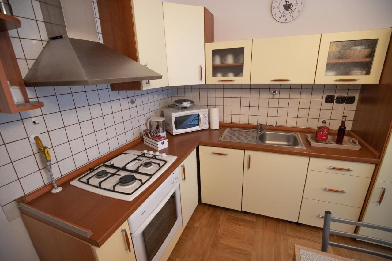 ז'ופניה Apartman Excellent - Kuca Za Odmor U Zupanji -Natkriveno Parkirno Mjesto מראה חיצוני תמונה