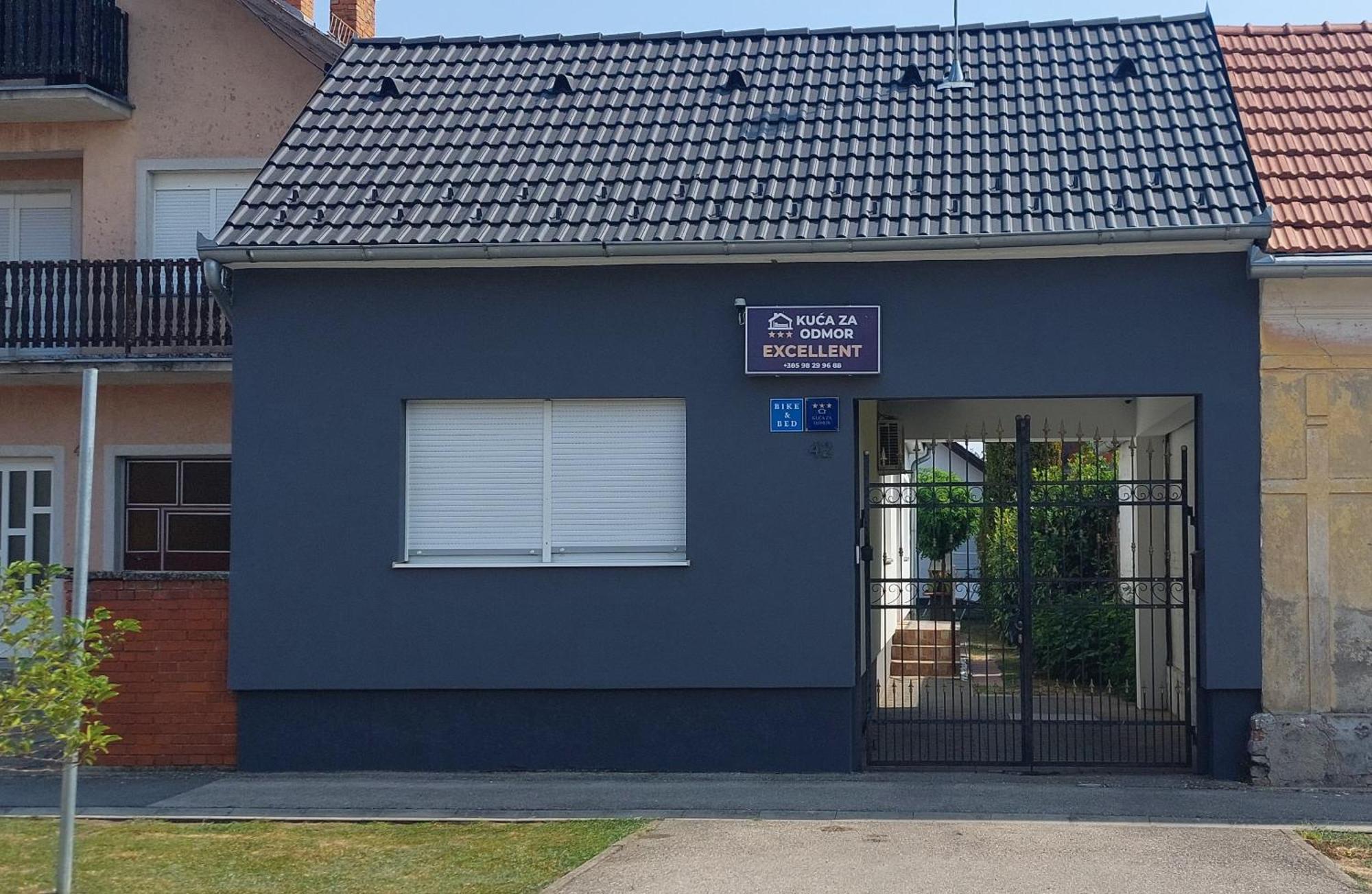ז'ופניה Apartman Excellent - Kuca Za Odmor U Zupanji -Natkriveno Parkirno Mjesto מראה חיצוני תמונה